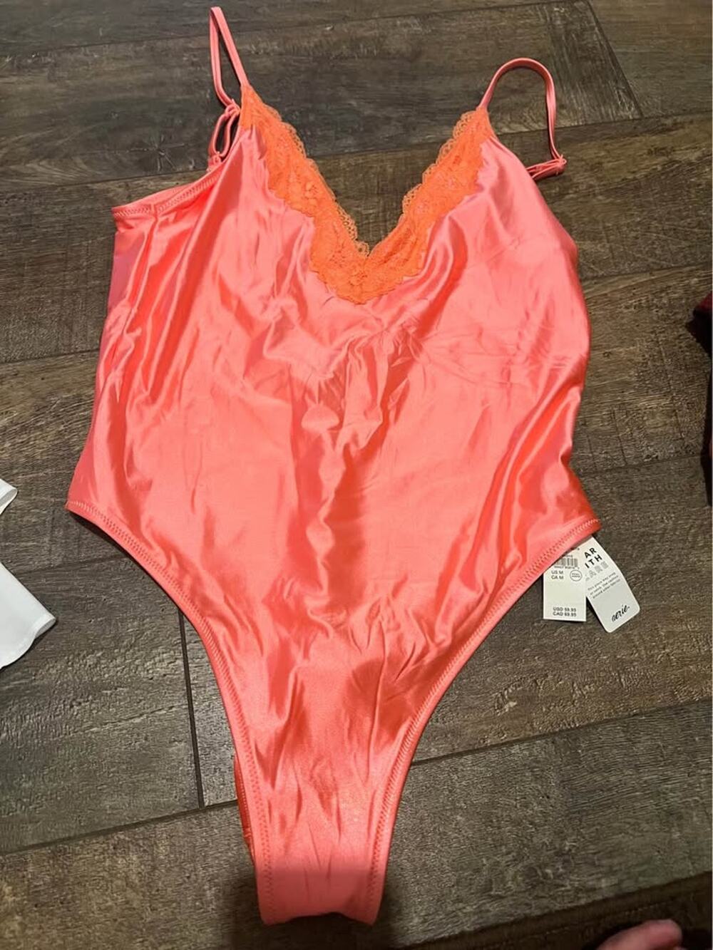 Aerie NWT swimsuit retails 60$